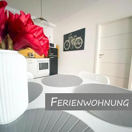 Zur Linde Отель